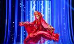 Bùi Quỳnh Hoa tự tin nhảy múa hầu đồng ở Miss Universe 2023