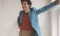 Harry Styles chinh phục các kiểu áo len