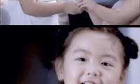 Con gái nhà Quyền Linh đã từng đóng quảng cáo lúc 3 tuổi, gây chú ý với khả năng diễn xuất tự nhiên