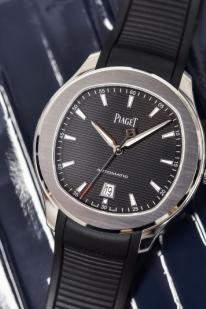 Piaget Polo Date 42mm: Phong cách thể thao cho mọi thời điểm